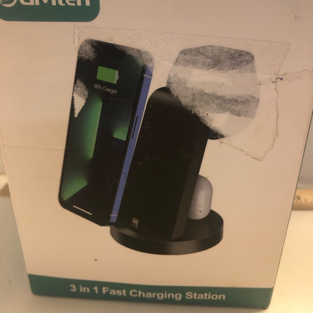 3-in-1 Fast Charging Station for IPhone, Apple Watch and AirPods